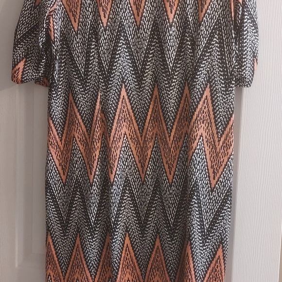 XL Perceptions Fooler Dress - Picture 5 of 6